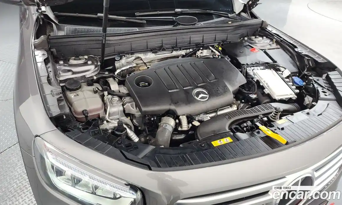 Mercedes-Benz GLB-Class 2024 1.9 Автомат в Москве № 225198, фото 12