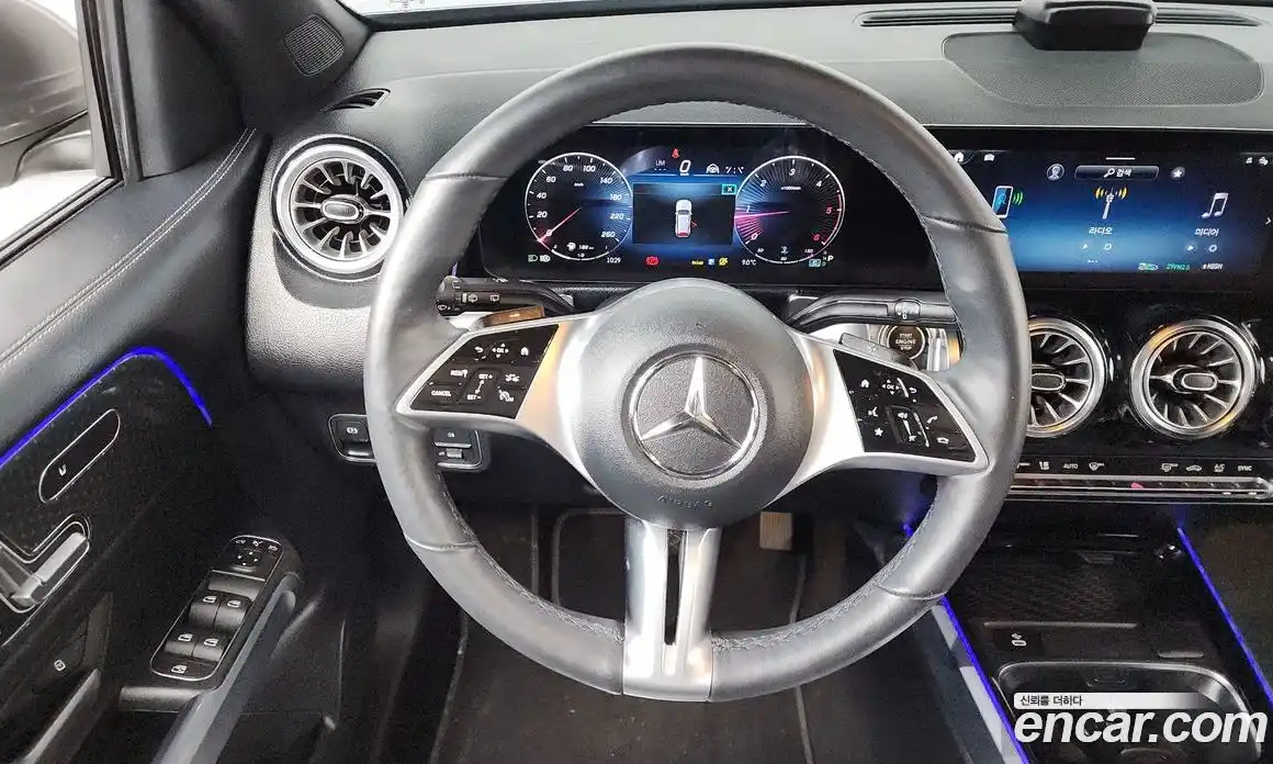 Mercedes-Benz GLB-Class 2024 1.9 Автомат в Москве № 225198, фото 20