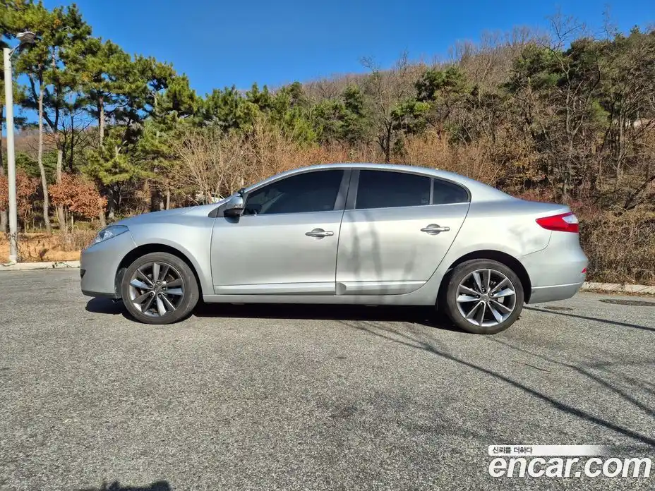 Renault SM3 2012 1.6 Автомат в Москве № 226007, фото 3