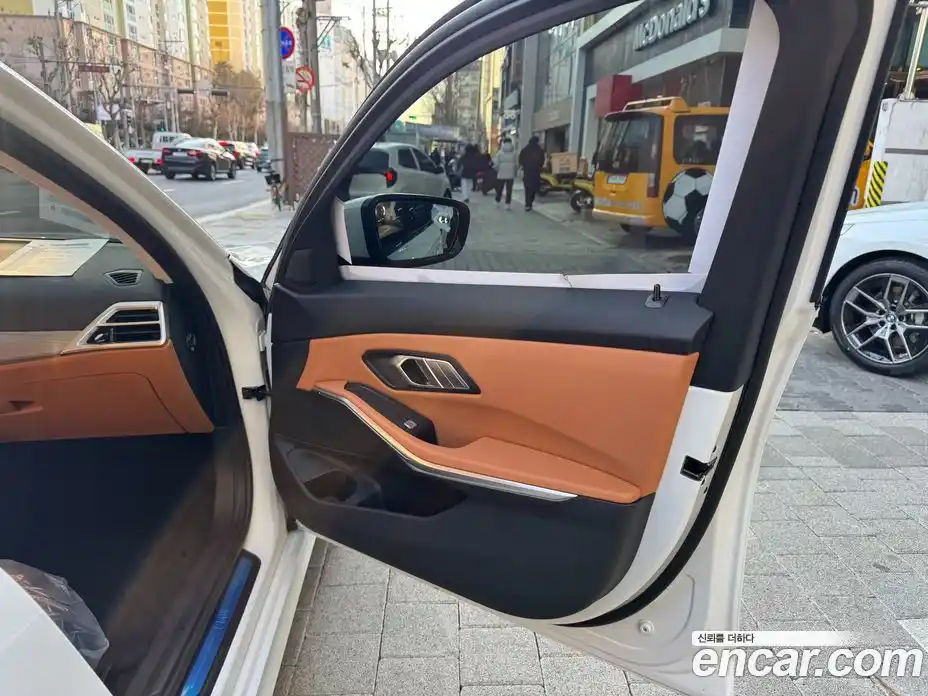 BMW 3-Series 2026 2.0 Автомат в Москве № 227663, фото 19