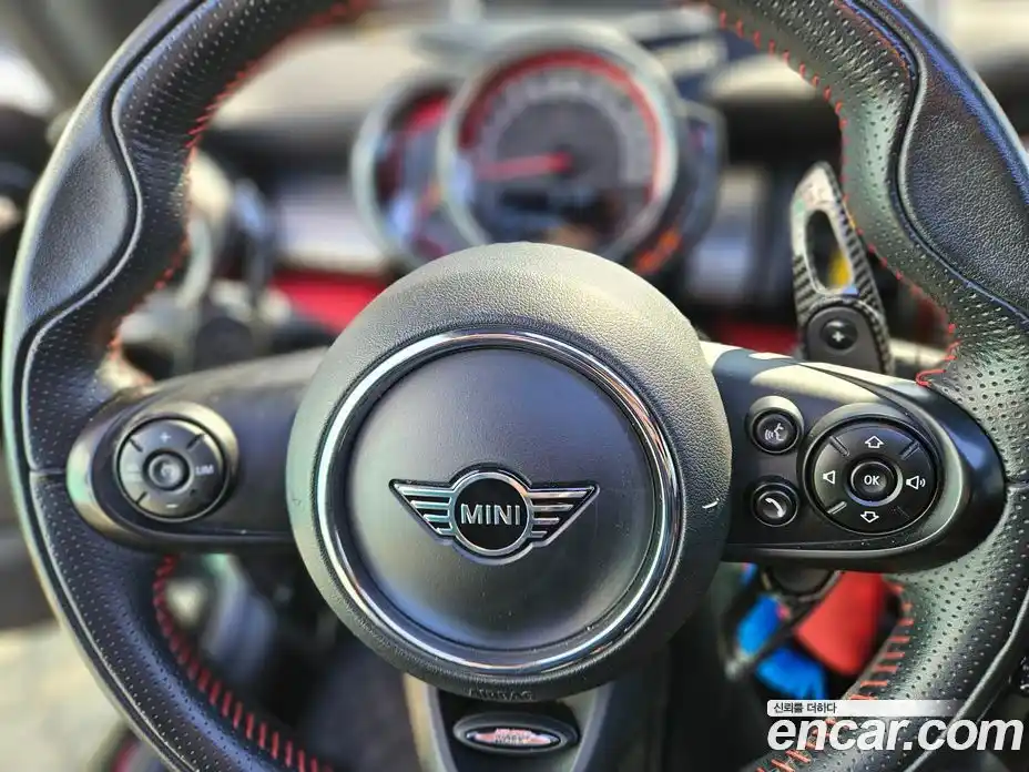 Mini Cooper 2019 2.0 Автомат в Москве № 228091, фото 11