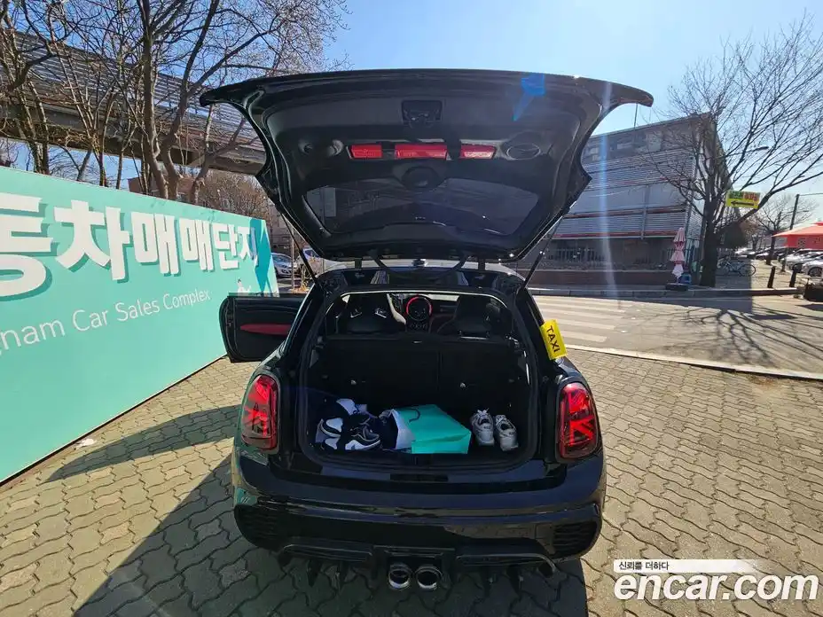 Mini Cooper 2019 2.0 Автомат в Москве № 228091, фото 14