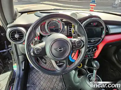 Mini Cooper 2019 2.0 Автомат в Москве № 228091, миниатюра 7