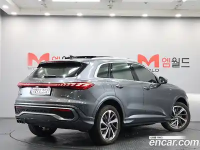Audi Q5 2025 2.0 Автомат в Москве № 230274, миниатюра 3