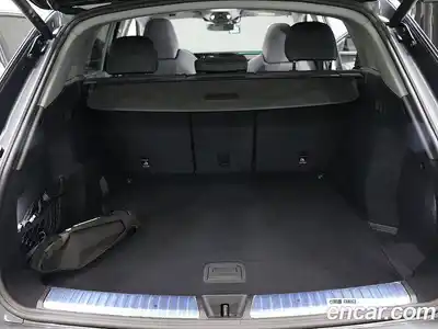 Audi Q5 2025 2.0 Автомат в Москве № 230274, миниатюра 5