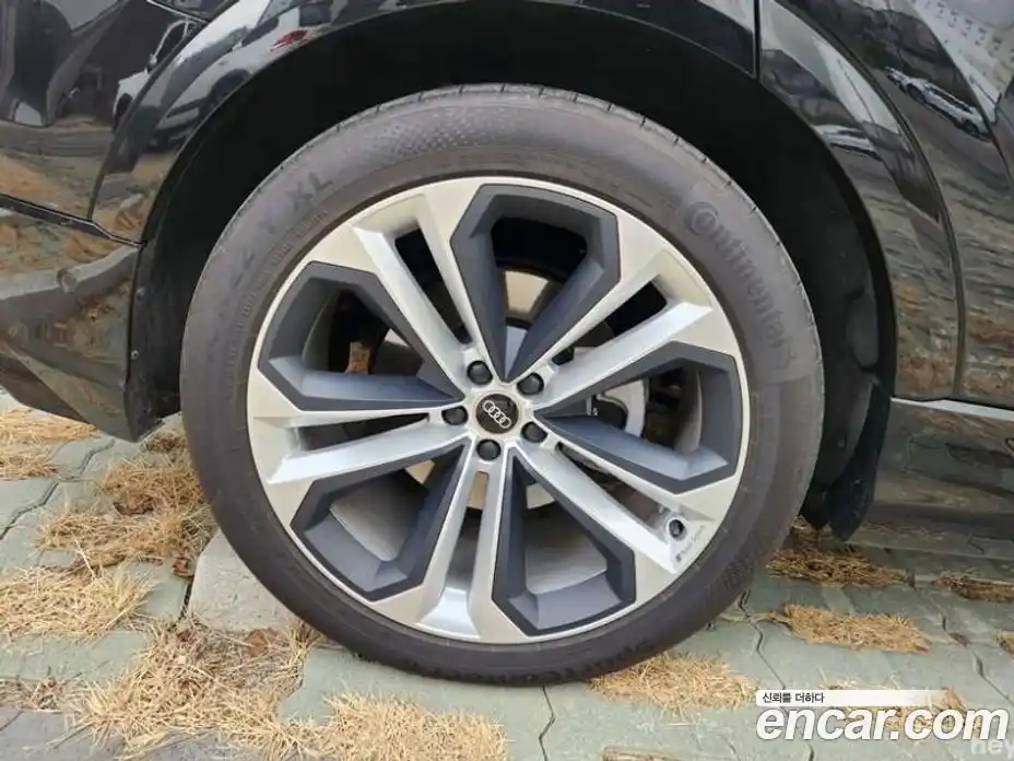 Audi Q8 2025 3.0 Автомат в Москве № 230322, фото 20