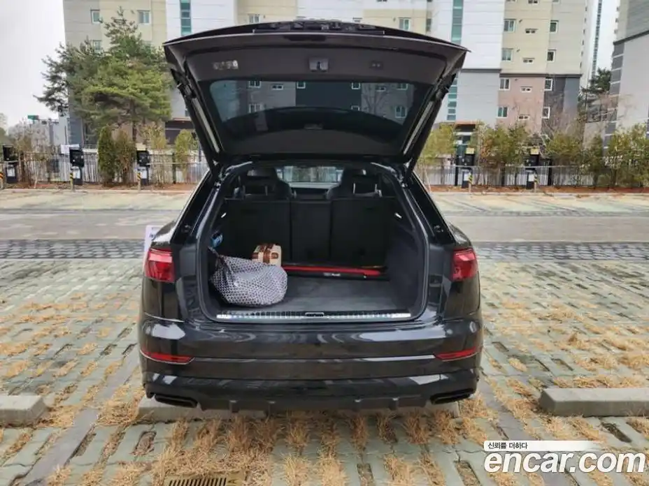 Audi Q8 2025 3.0 Автомат в Москве № 230322, фото 6