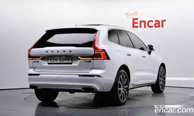 Volvo XC60 2019 2.0 Автомат в Москве № 230640, миниатюра 2