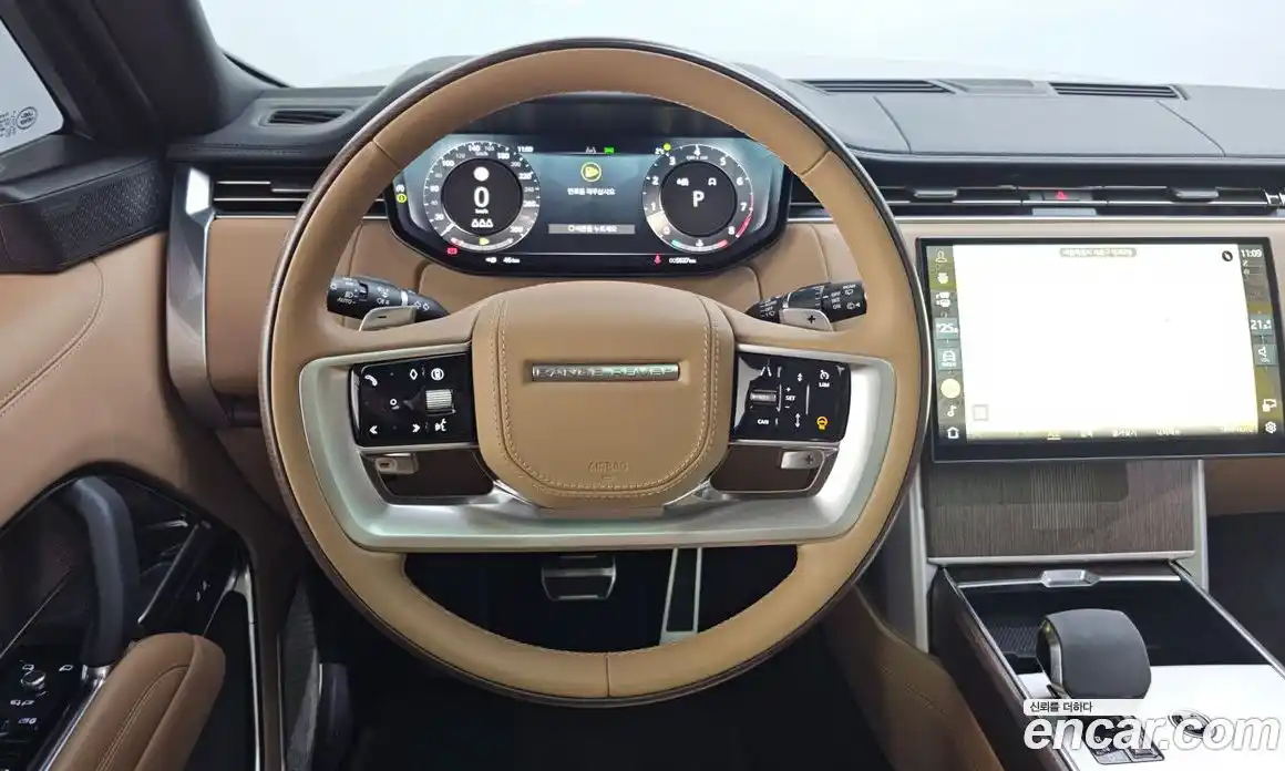 Land Rover Range-Rover 2024 4.4 Автомат в Москве № 231113, фото 16