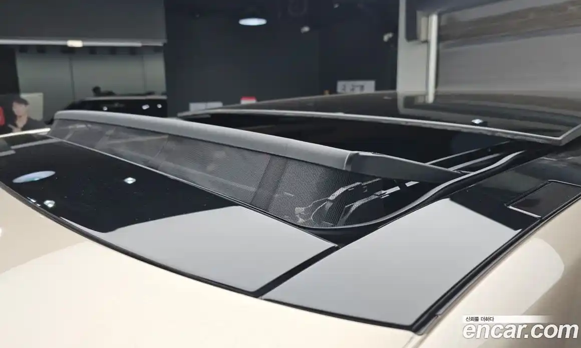 Land Rover Range-Rover 2024 4.4 Автомат в Москве № 231113, фото 17