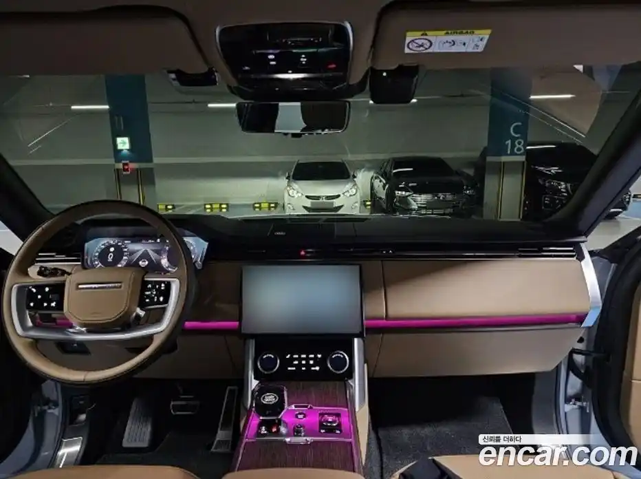 Land Rover Range-Rover 2023 4.4 Автомат в Москве № 231333, фото 8