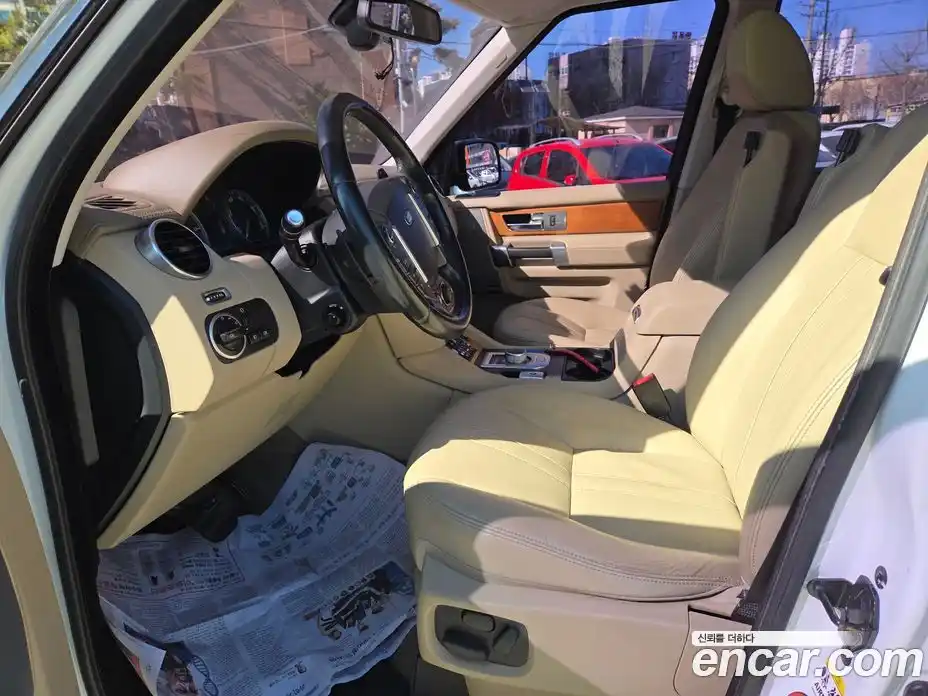 Land Rover Discovery 2012 3.0 Автомат в Москве № 231339, фото 10