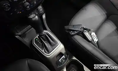 Jeep Renegade 2020 2.4 Автомат в Москве № 232276, миниатюра 10