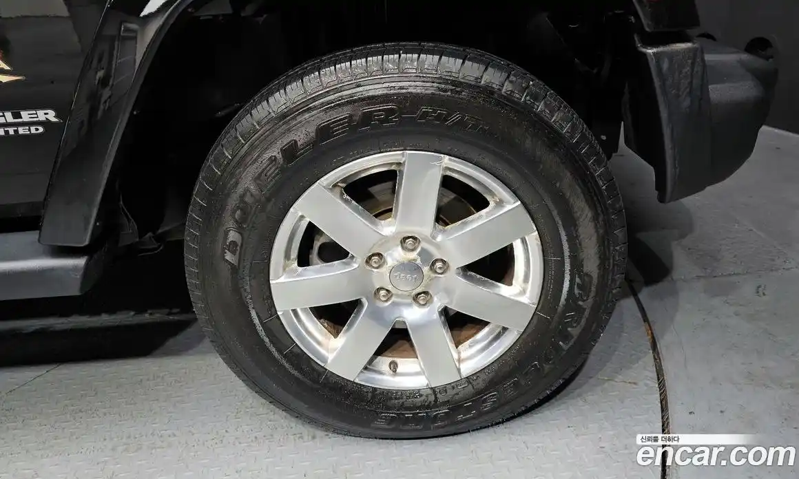 Jeep Wrangler 2014 2.8 Автомат в Москве № 232507, фото 12