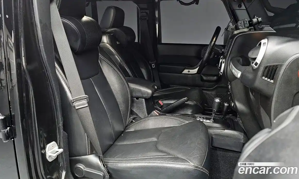 Jeep Wrangler 2014 2.8 Автомат в Москве № 232507, фото 6