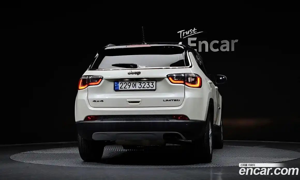 Jeep Compass 2019 2.4 Автомат в Москве № 232546, фото 4