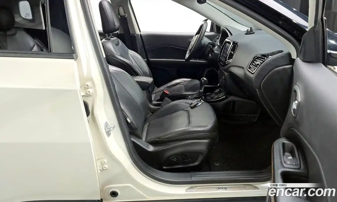 Jeep Compass 2019 2.4 Автомат в Москве № 232546, фото 10