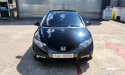 Honda Civic 2013 1.8 Автомат в Москве № 232972, миниатюра 3
