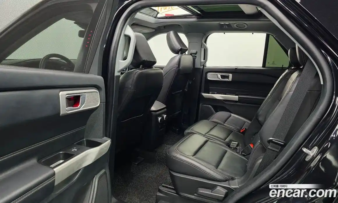 Ford Explorer 2022 3.3 Автомат в Москве № 233279, фото 12