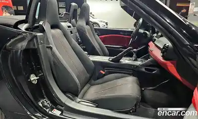 Mazda MX-5 Miata 2019 2.0 Механическая в Москве № 236095, миниатюра 10