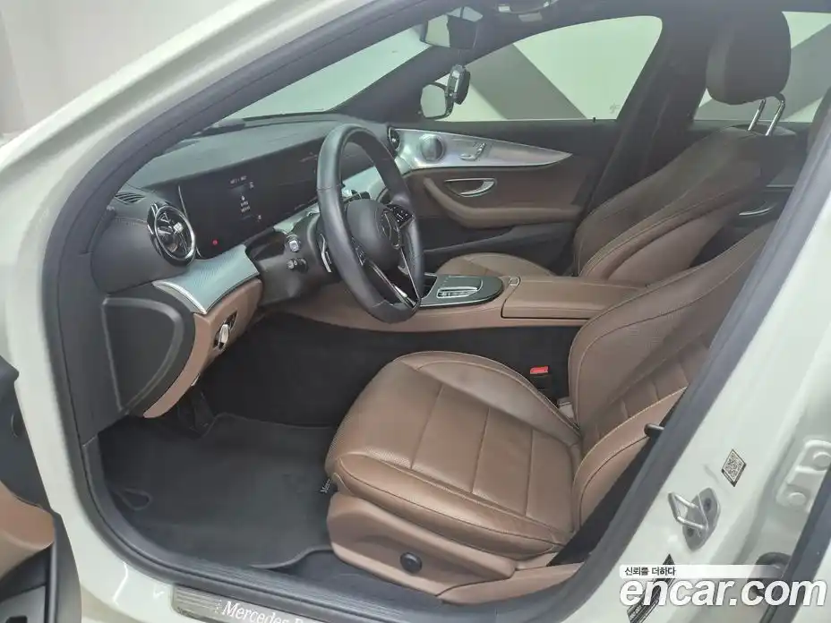 Mercedes-Benz E-Class 2021 2.0 Автомат в Москве № 238518, фото 17