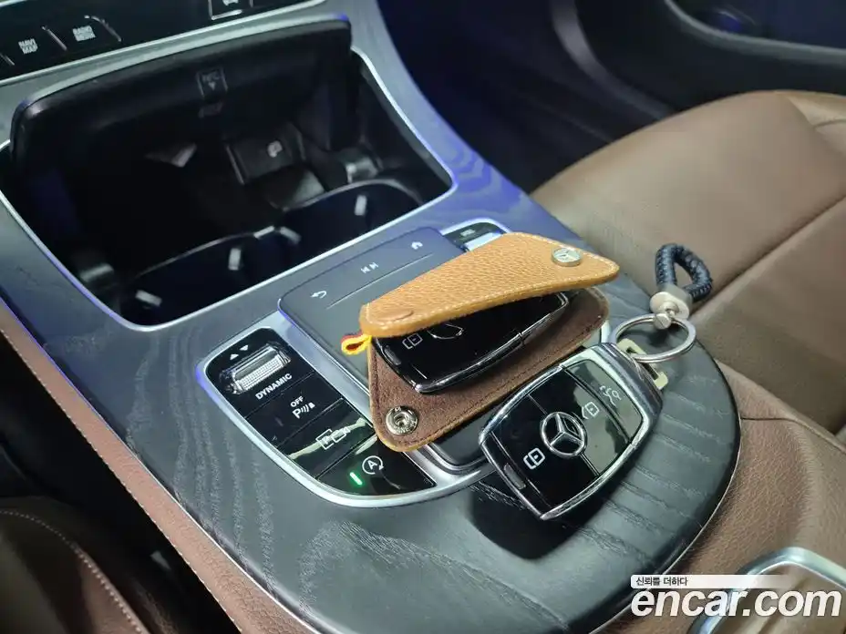 Mercedes-Benz E-Class 2021 2.0 Автомат в Москве № 238518, фото 9