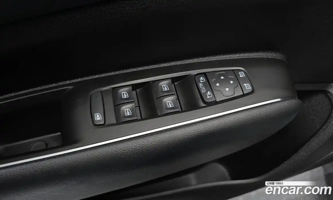 Renault QM6 2024 2.0 Автомат в Москве № 242843, фото 11