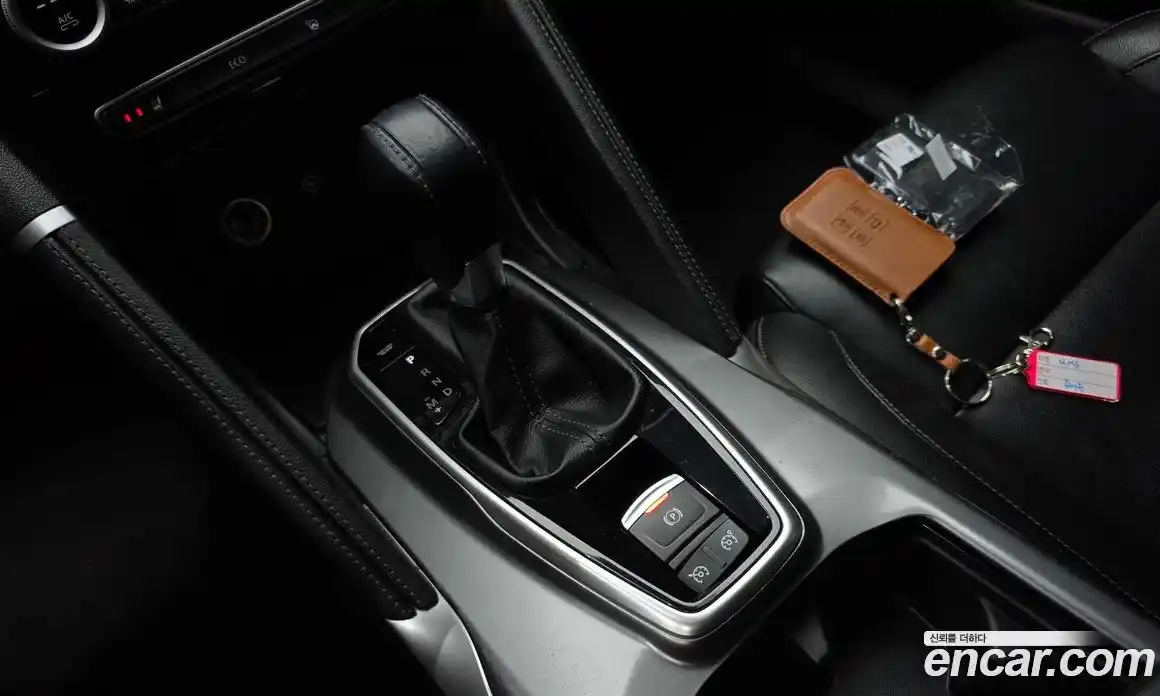 Renault QM6 2024 2.0 Автомат в Москве № 242843, фото 13