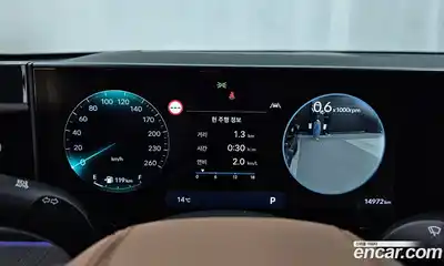 Hyundai Grandeur 2023 2.5 Автомат в Москве № 243933, миниатюра 9