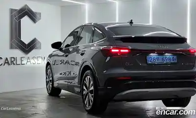 Audi Q4 e-tron 2025 0.2 Автомат в Москве № 250067, миниатюра 3