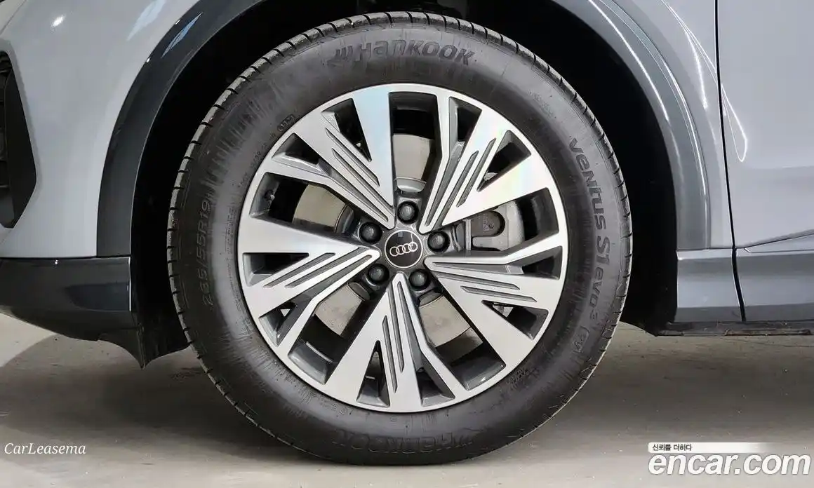 Audi Q4 e-tron 2025 0.2 Автомат в Москве № 250067, фото 6