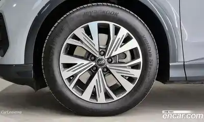 Audi Q4 e-tron 2025 0.2 Автомат в Москве № 250067, миниатюра 6