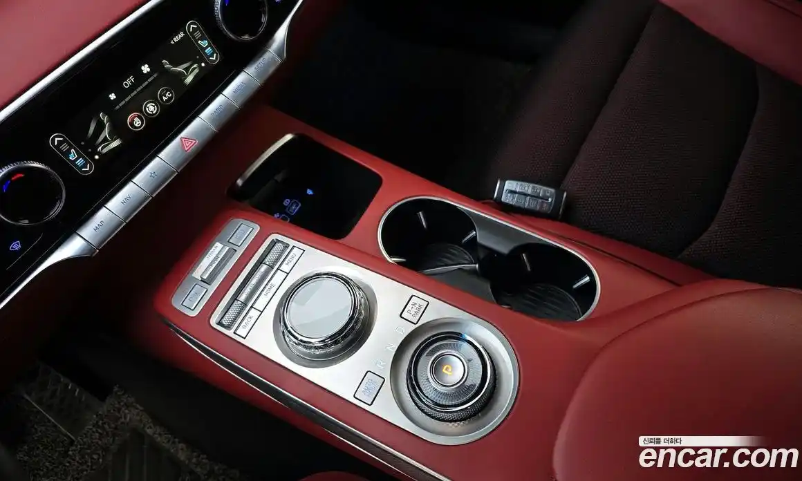 Genesis GV70 2022 2.5 Автомат в Москве № 25035, фото 9