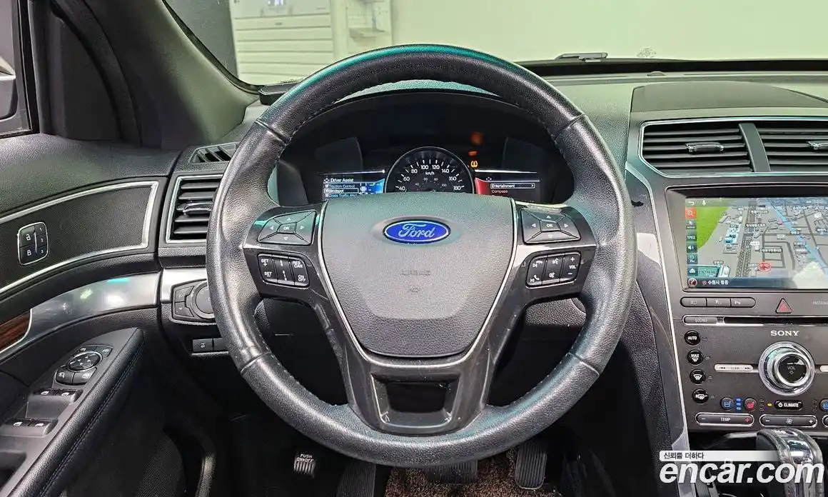 Ford Explorer 2017 2.3 Автомат в Москве № 255621, фото 12