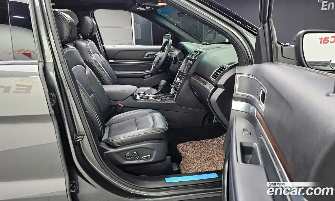 Ford Explorer 2017 2.3 Автомат в Москве № 255621, фото 14