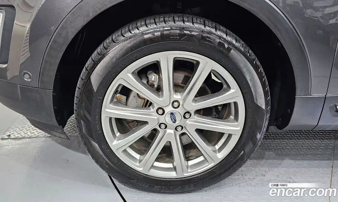 Ford Explorer 2017 2.3 Автомат в Москве № 255621, фото 18