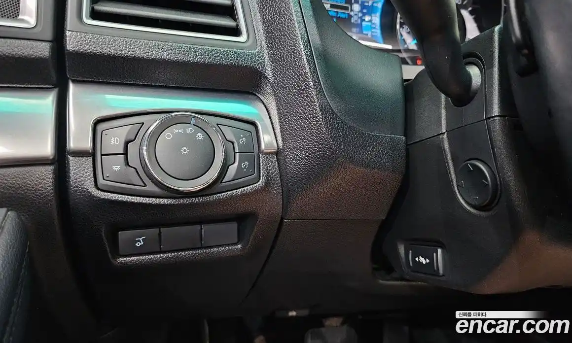 Ford Explorer 2017 2.3 Автомат в Москве № 255621, фото 5