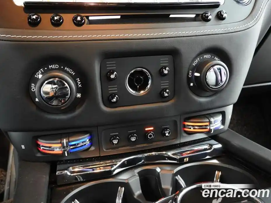 Rolls-Royce Wraith 2017 6.6 Автомат в Москве № 256707, фото 16