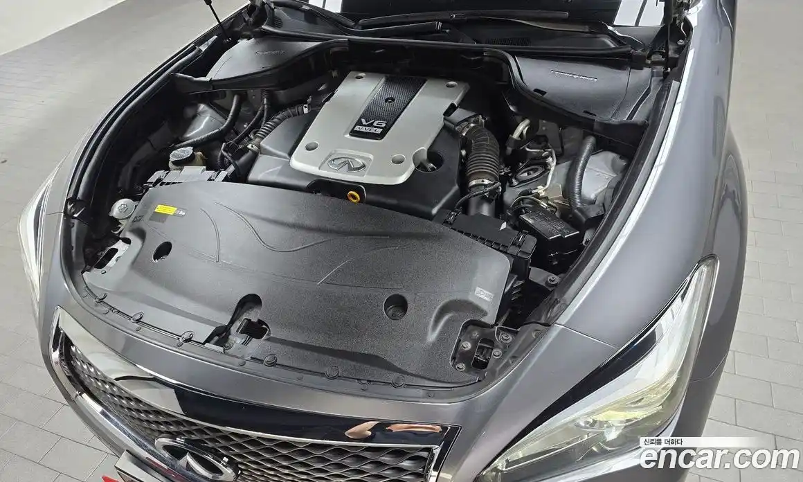 Infiniti Q70 2019 3.7 Автомат в Москве № 267840, фото 11