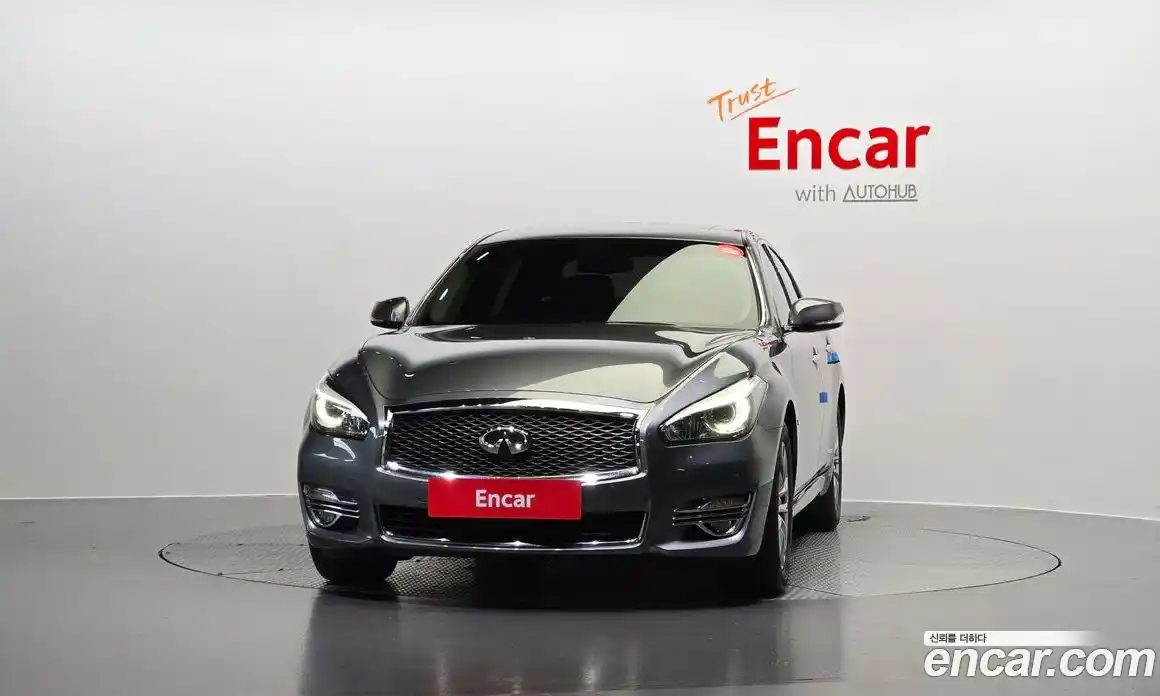 Infiniti Q70 2019 3.7 Автомат в Москве № 267840, фото 14