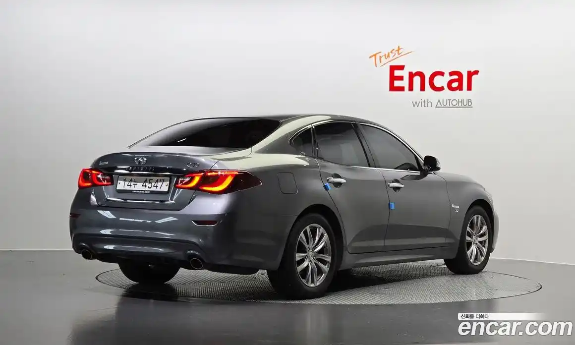 Infiniti Q70 2019 3.7 Автомат в Москве № 267840, фото 8