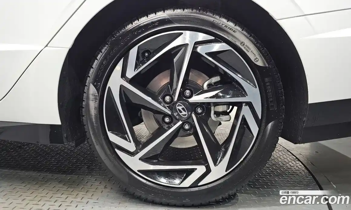 Hyundai Sonata 2025 1.6 Автомат в Москве № 275045, фото 13