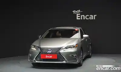 Lexus ES 2018 2.5 Автомат в Москве № 275671, миниатюра 7