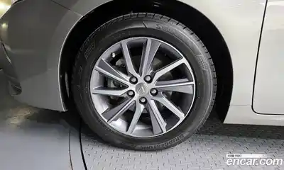 Lexus ES 2018 2.5 Автомат в Москве № 275671, миниатюра 8