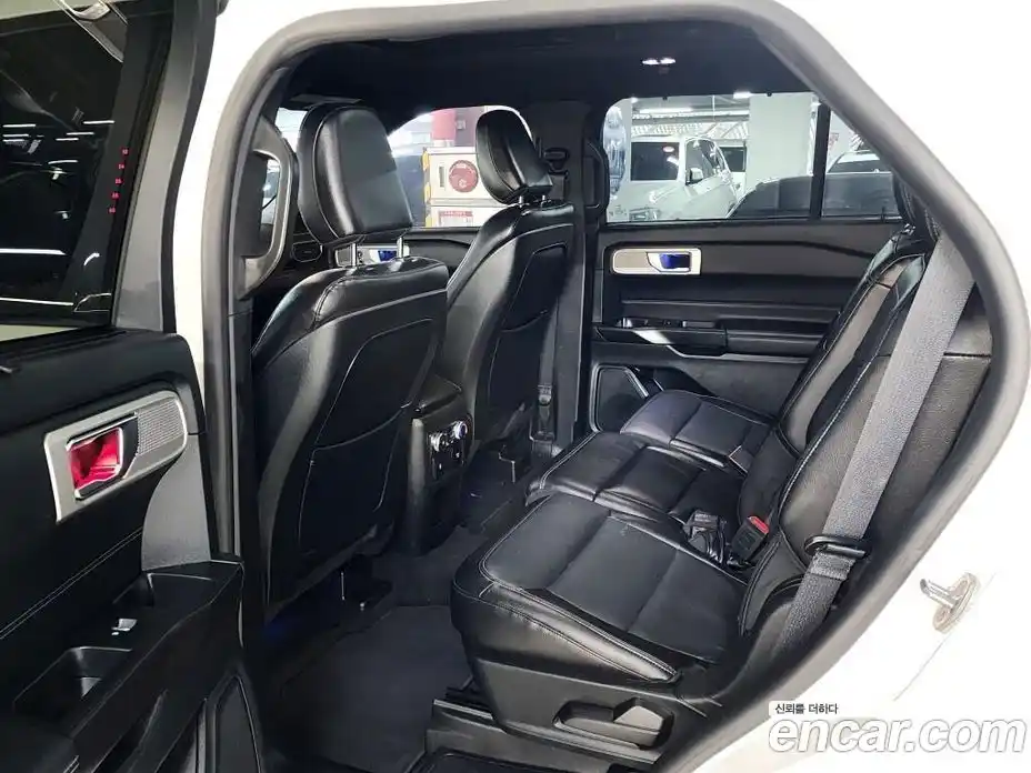 Ford Explorer 2020 2.3 Автомат в Москве № 282114, фото 10