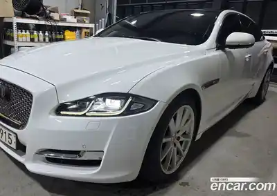 Jaguar XJ 2017 3.0 Автомат в Москве № 284006, миниатюра 11