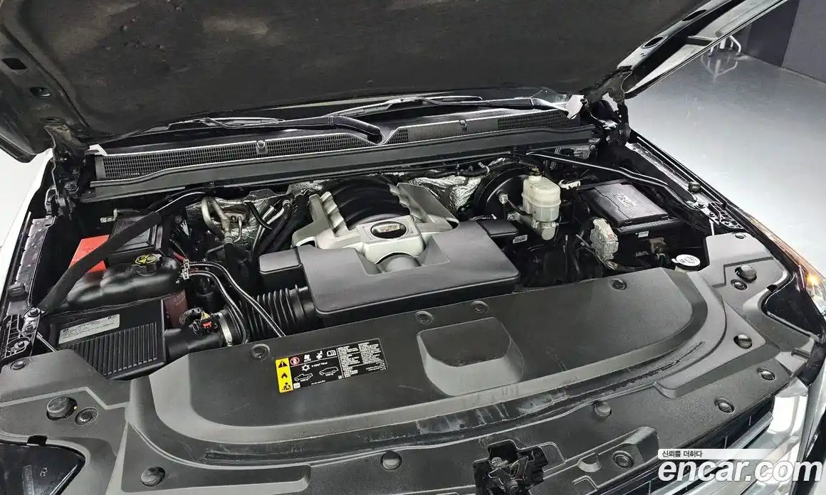 Cadillac Escalade 2017 6.2 Автомат в Москве № 285595, фото 16