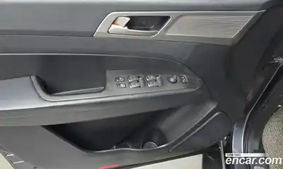 SsangYong Rexton 2019 2.2 Автомат в Москве № 29156, миниатюра 3