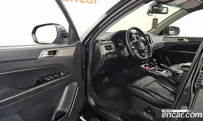 SsangYong Rexton 2018 2.2 Автомат в Москве № 30075, миниатюра 2