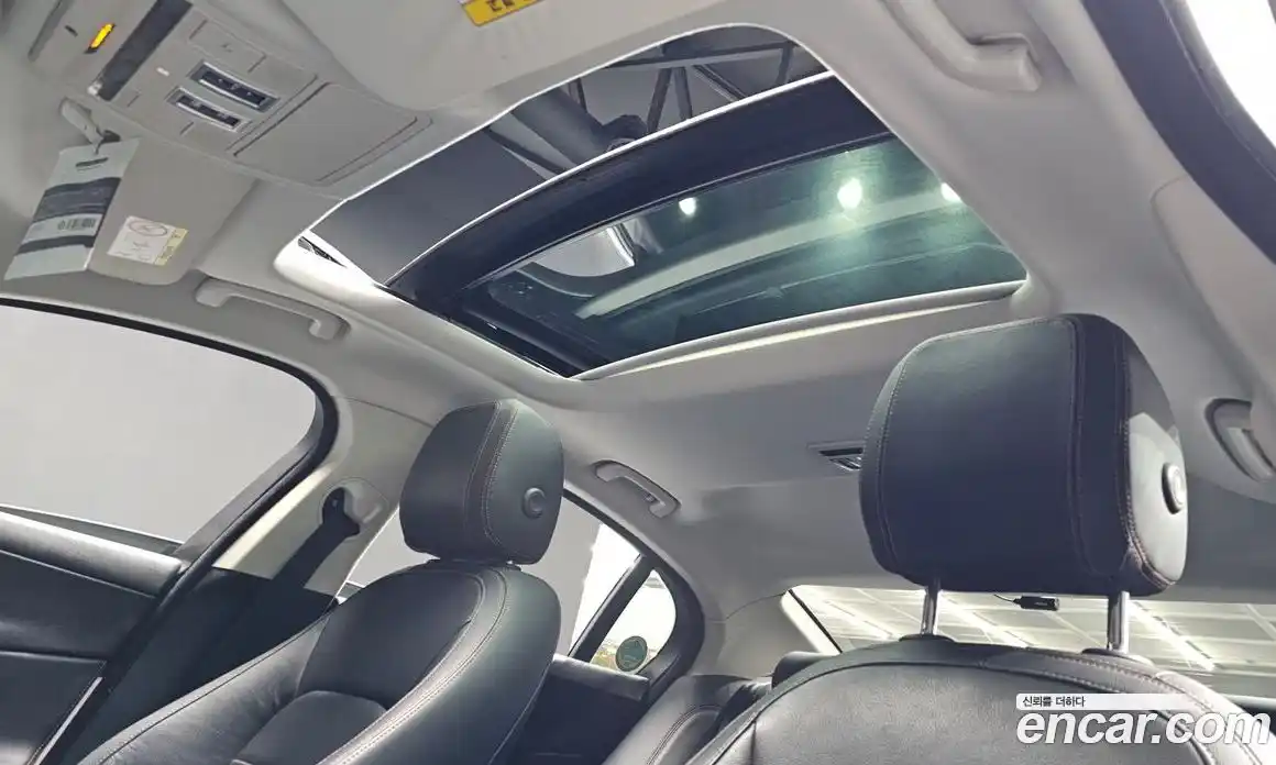 Jaguar XE 2018 2.0 Автомат в Москве № 305008, фото 11